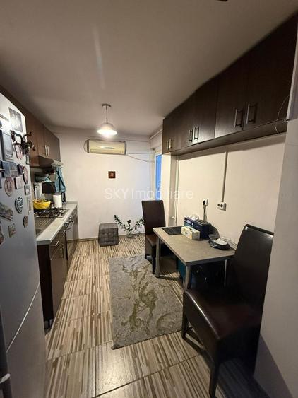 3 camere decomandat Metrou Crângași + Parcare - 6