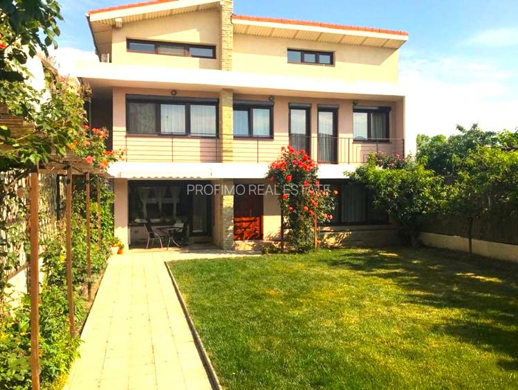 Vila P+1+M cu 5 camere, moderna, zona Victoria - Stadionul Farul! - 2