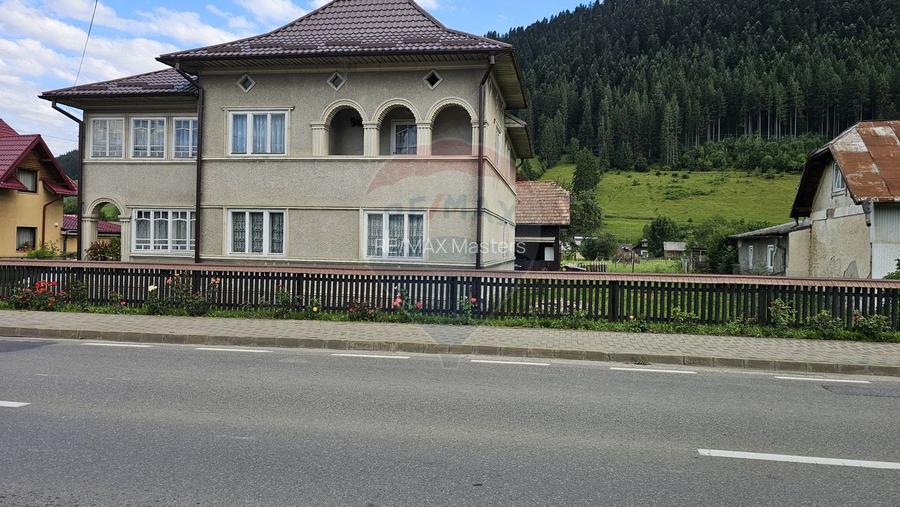 Casa 225 mp, teren intravilan 4822 mp C. Moldovenesc, Suceava - 21