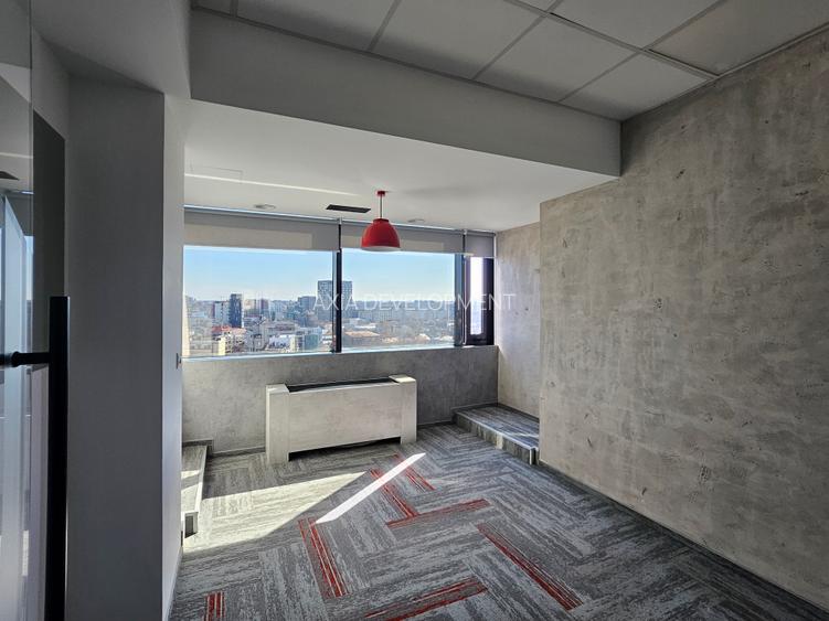 Spatiu birou amenajat - Universitate - 340 mp - 4