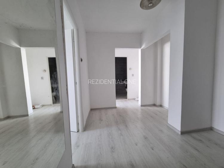 Digu Barnat- Zona Nord - Ap. 2 camere decomandate- etaj 3- bloc din 86 - 6