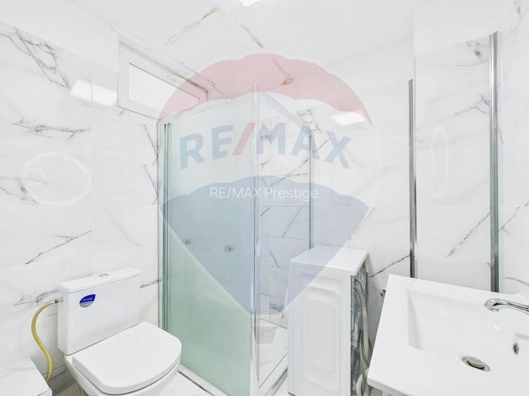 Casă / Vilă cu 3 camere de vânzare în zona Andronache - 6