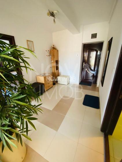 Apartament de inchiriat 3 camere, balcon, garaj, Zona Sub Arini - 11