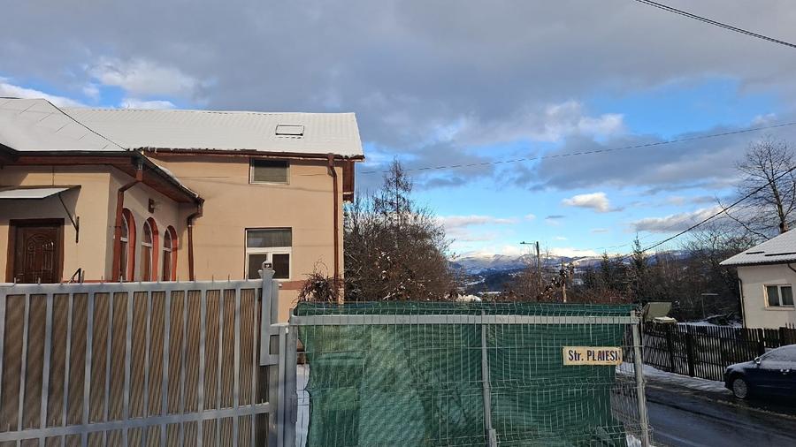 Proprietar vila Câmpulung Muscel str Dracesti 34 colt str Plaiesi - 16