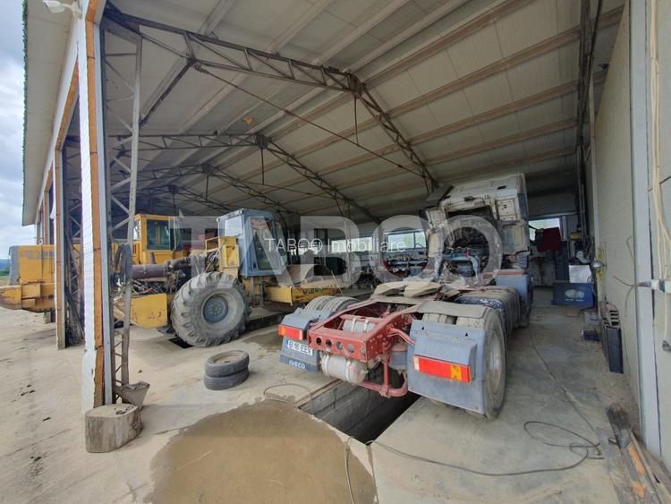 Teren si hala 42.000 mp + zona administrativa la 7 minute de Fagaras - 3