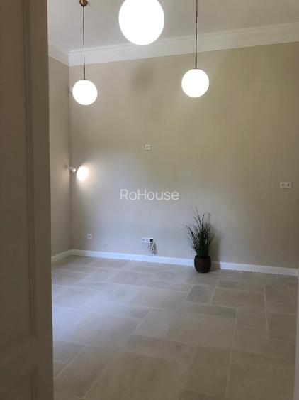 Apartament in casa recent renovat , parcare in curte, zona centrala - 5