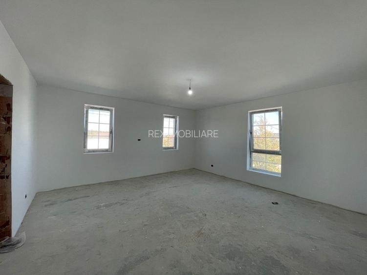 Duplex -5camere-3bai-Super Pret|190000€|GHIRODA| - 9