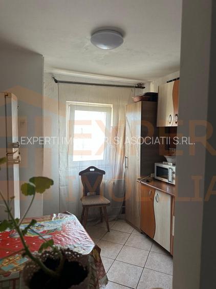 Apartament 4 camere, situat in zona Inel II - 11