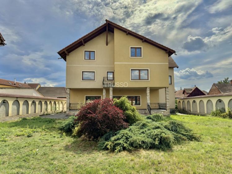 Oportunitate Majoră de Investiție - 709 mp Utili și  1564 mp Teren - 2