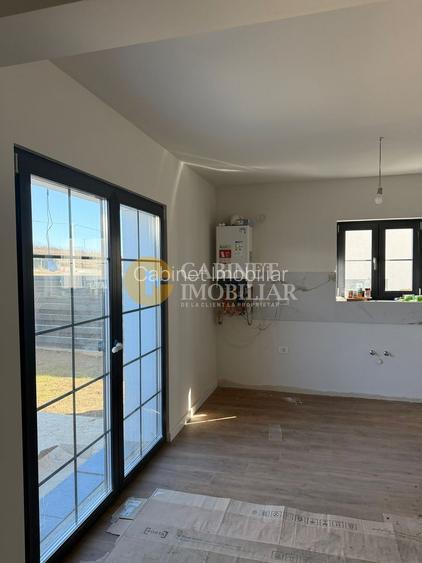 🏡 VILĂ DEOSEBITĂ MIROSLAVA - 16