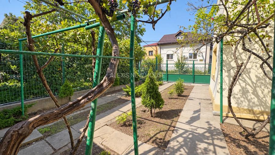 Casa cu Gradina - vizavi de Universitatea Ovidius (BD Mamaia) - 8