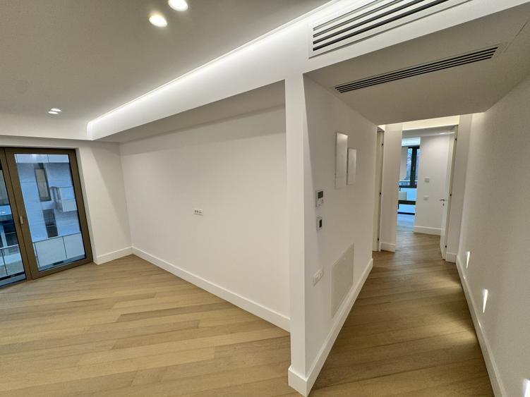 Apartament 3 camere Cortina 126 Erou Iancu Nicolae | Parcare Subterana |Bloc Nou