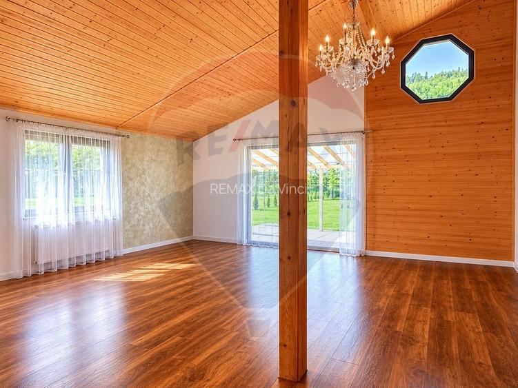 Proprietate exclusivistă în Cristian – eleganță, natură și investiție - 3