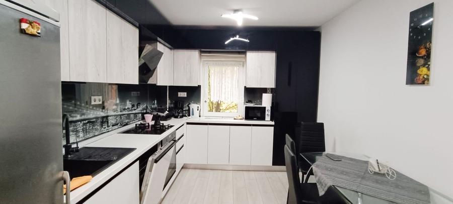 Apartament cu 3 camere decomandate,mobilat-Astra - 4