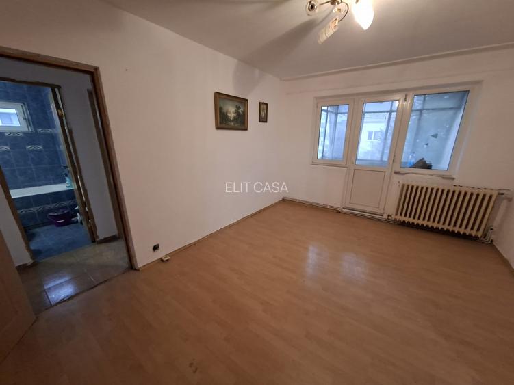 Apartament cu 2 camere, zona Canta - 3