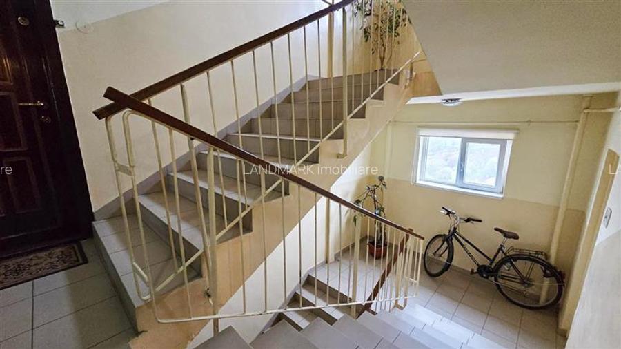 COMISION 0% APARTAMENT 3 CAMERE CU LIFT C. MARTIRILOR BLOC ANVELOPAT - 16