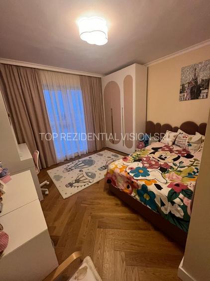 3 Cam. Tip Penthouse/ Terasa 36 mp/ 2 locuri de parcare - 18