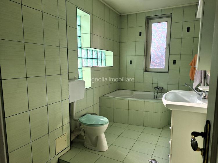 Vilă cu 10 camere, destinație rezidențială / birouri / centru - comision 0%! - 20