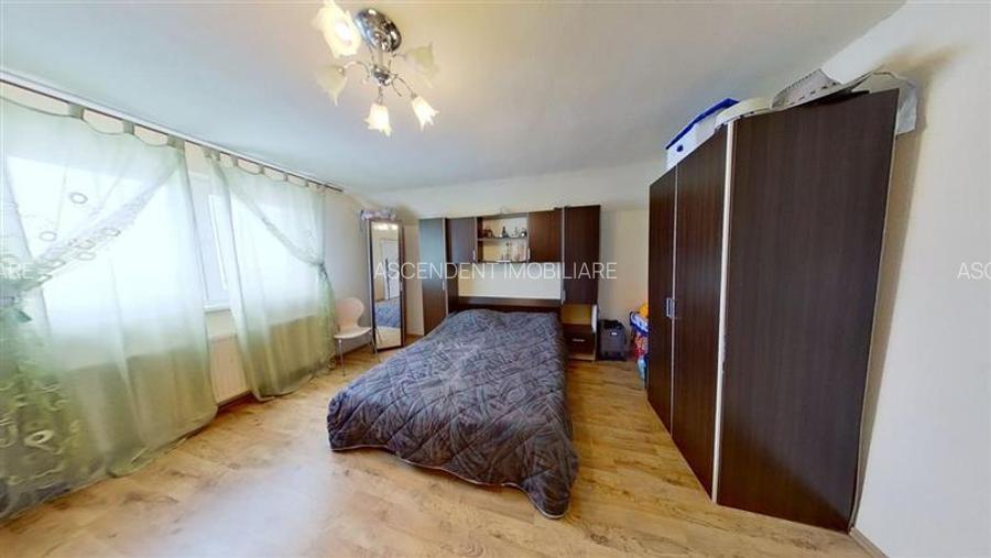 3D! Rezidenta in arie linistita, mobilata, echipata, curte proprie, Rasnov - 3