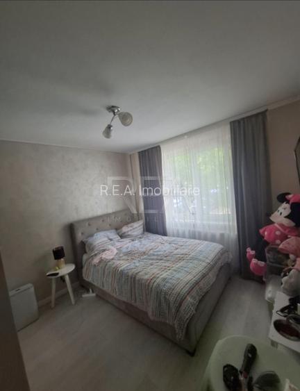 3 camere, P/8, bloc 1979, 66mp-Gorjului - 3