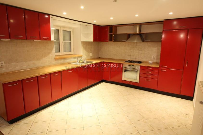 Vila de Inchiriat langa British School - 8