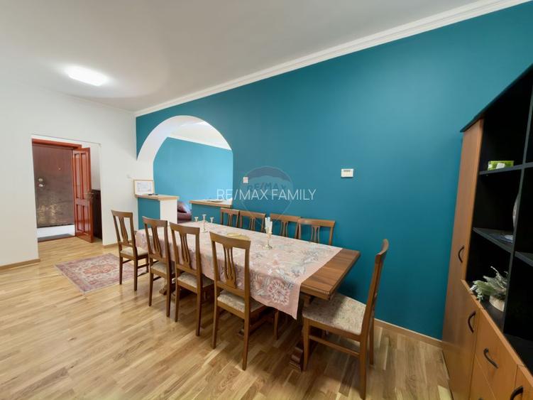 Casă / Vilă 8 camare cartier Beverly Hills Sanmartin - 6