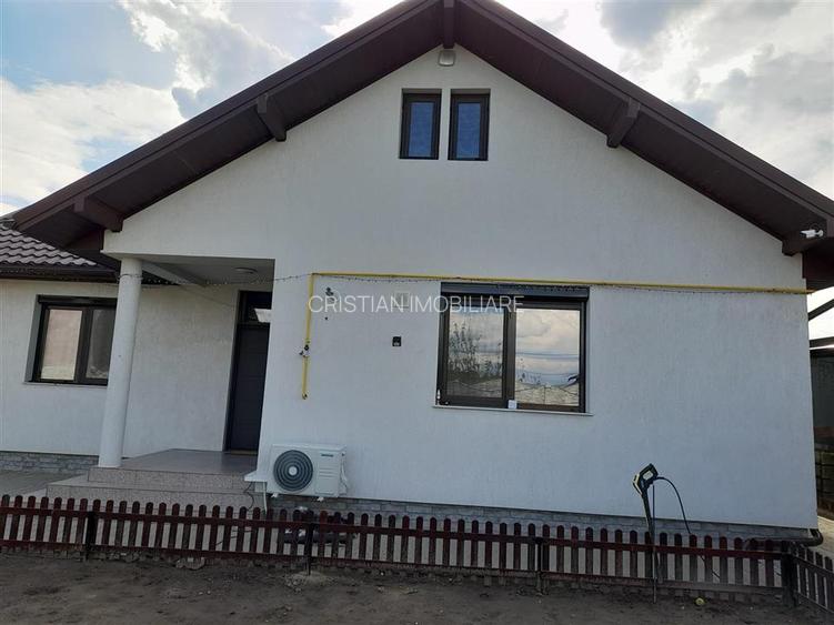 Vila P+M constructie 2020, pretabila doua famiili, teren 620 mp, Cazasu - 7