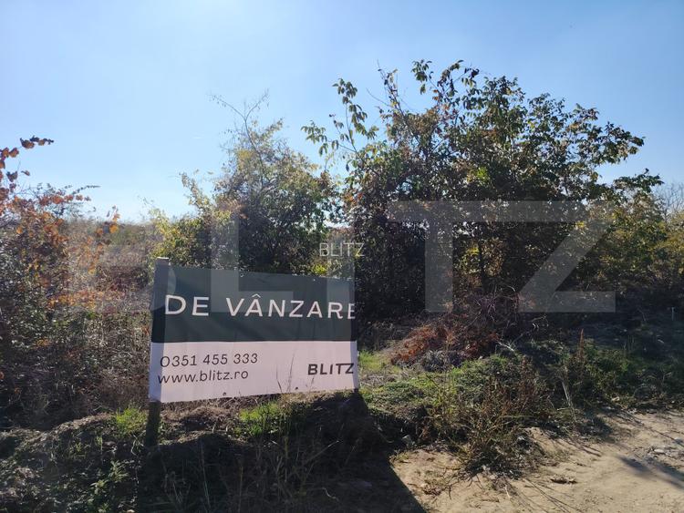 Teren intravilan, 1800 mp, zona Carcea Profi, P+2, deschidere 21.47 m - 2