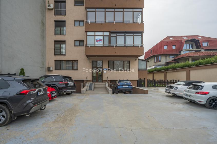 Soseaua Sisesti -  6 camere, 242 mp –2 parcari--Comision 0% - 43