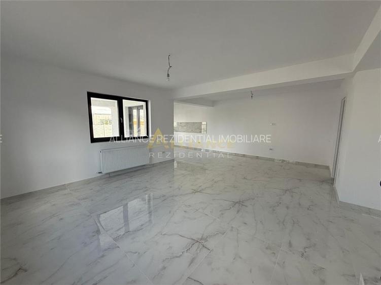 Vila pe prima strada / 4 Camere / 3 Bai / Incalzire Pardoseala / Teren 308 mp - 8