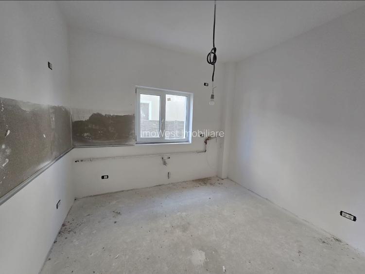 Giroc-Bld. Aviatiei | 5 camere | 3 bai | Bucatarie inchisa | Asfalt - 7