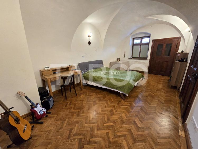 Apartament decomandat de vanzare cu pivnita in Centrul Istoric Sibiu - 10