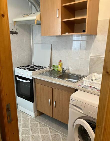 320 euro! Garsoniera la Gara internationala, Nicolina - 3