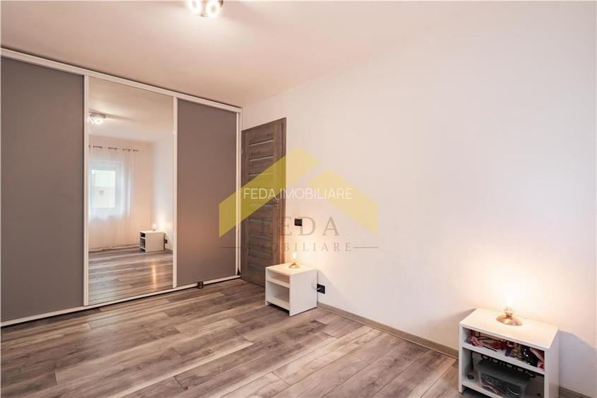 Apartament 3 camere de vanzare cartier Micalaca, zona 500 - 6