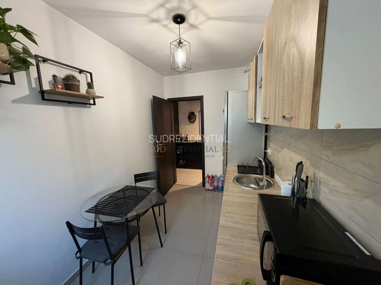 Apartament 2 camere, decomandat, mobilat, parcare inclusa, Sector 4 - 18