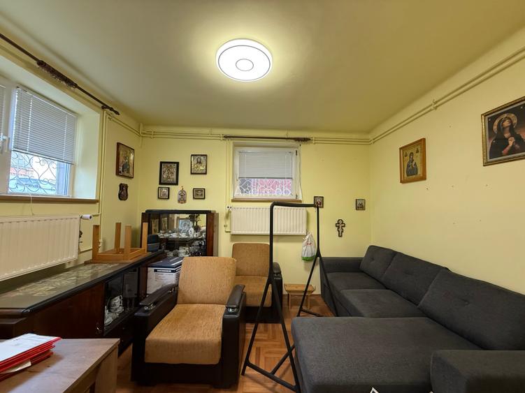 Vanzare 2 apartamente cu curte si terasa - 11