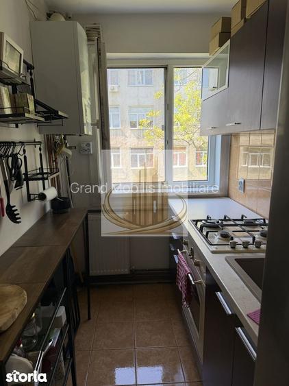 Apartament 3 camere | Zona Dacia | Etaj 2/4 | Confort & Locație Premiu - 12