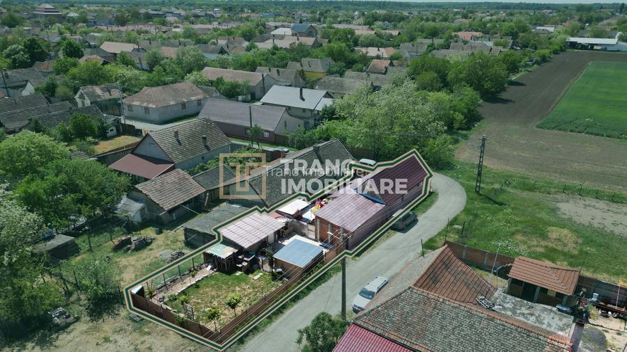 Casă renovată la cheie cu 2 camere în Pecica - 5