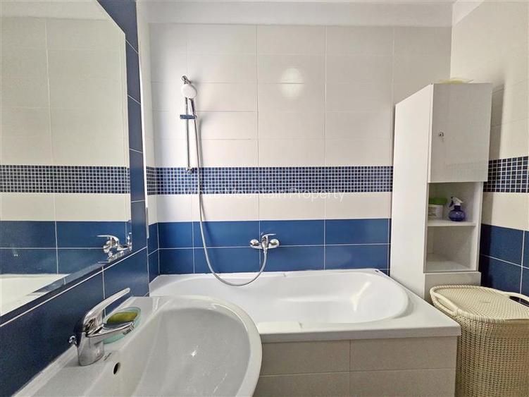 Apartament doua camere si boxa de vanzare in Top City Tractorul - 13