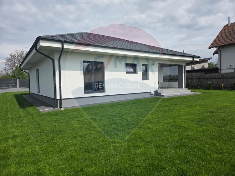 Casa 4 camere- noua-la cheie, poziție excelentă in Harman - 2