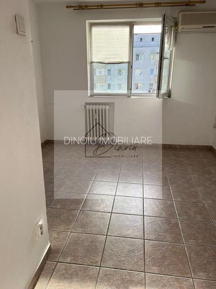 4 camere decomandat Lacul Tei I Liceul Traian I Comision 0% - 14