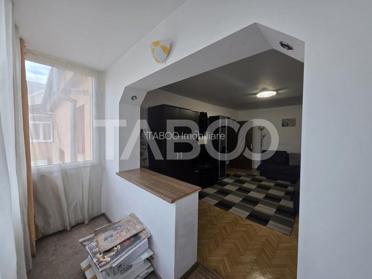 Apartament decomandat 3 camere de inchiriat 64 mp zona Strand Sibiu - 10