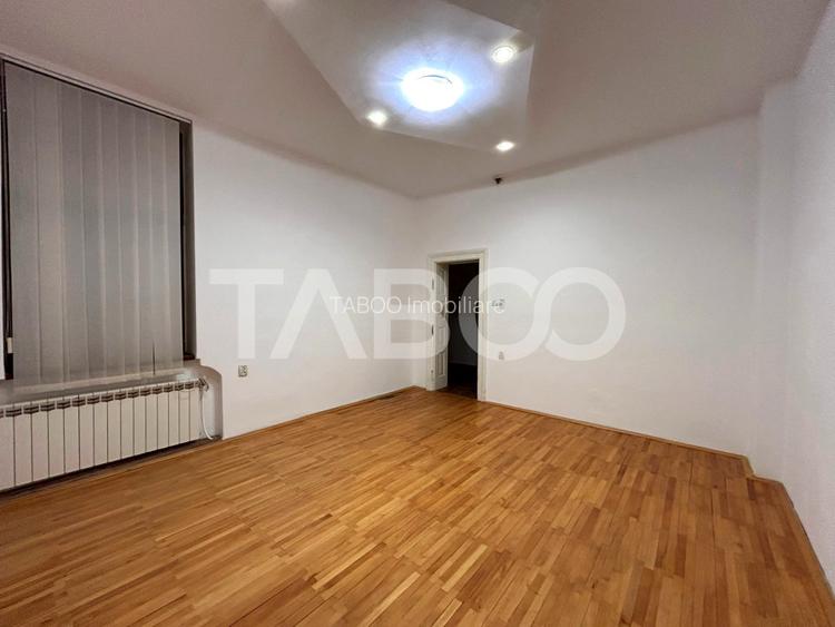 Apartament de vanzare cu garaj terasa 55 mpu zona Central Sibiu - 3