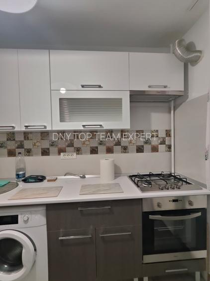 Apartament 2 camere mobilat etaj intermediat metrou 1 decembrie - 15