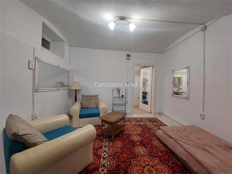 Apartament cu 2 camere si zona de dormit, ultracentral - 12