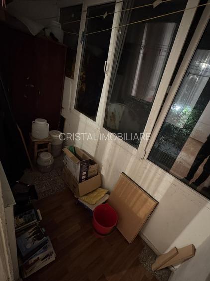 De vanzare Apartament 3 camere  Raul Doamnei - 6