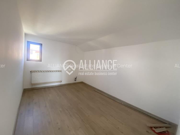 VALU LUI TRAIAN(COD 07) -Casa P+M 5 camere cu teren de 300 mp - 10