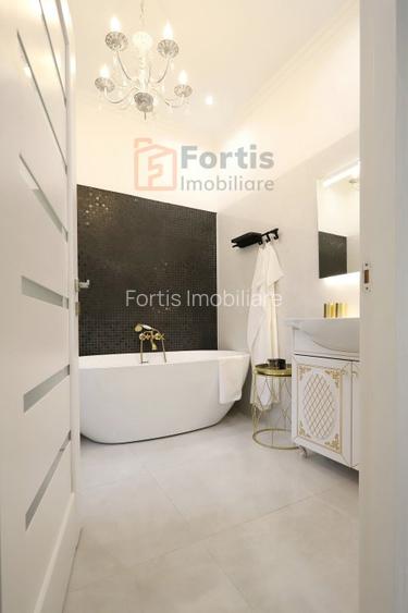 Ansamblu rezidential de vanzare compus din trei apartamente - 5