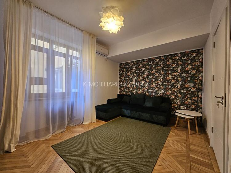 Piata ROMANA- Coloane - 7