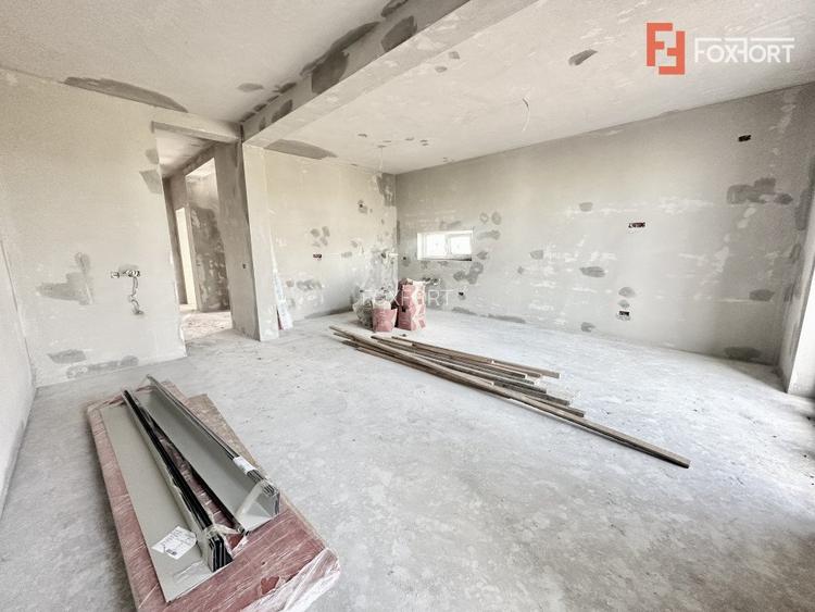 Duplex cu 5 camere si 380 mp teren cu panouri fotovoltaice - Mosnita Noua - 6